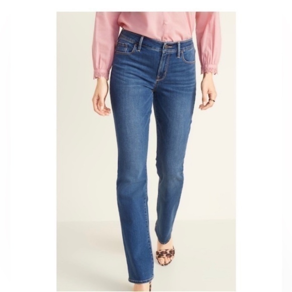 Old Navy The Sweetheart Medium Washed Mid Rise Jeans 4